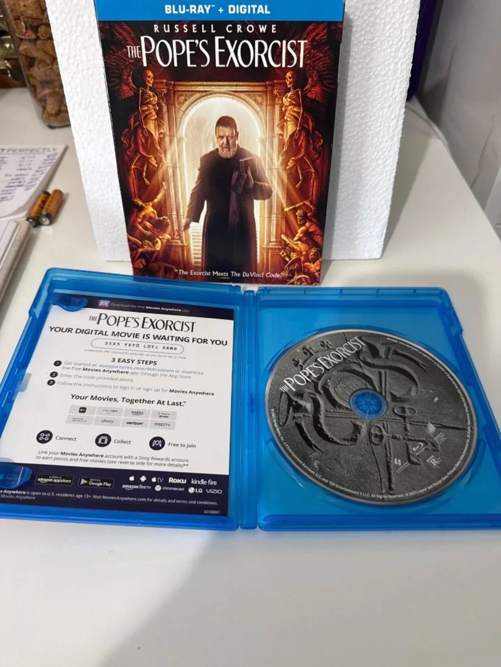 Russell Crowe The Popes Exorcist Blu-Ray Digital Movie Combo